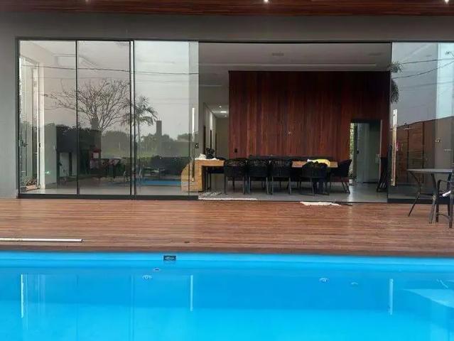 Casa / Sobrado em Condomínio para Venda em Sertanópolis/PR Centro 6 Quartos