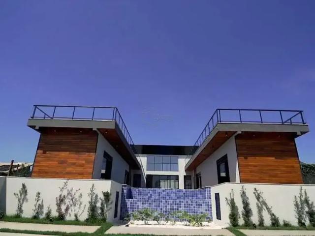 Casa / Sobrado em Condomínio para Venda em Sertaneja/PR Centro 4 Quartos