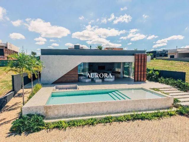 Casa / Sobrado em Condomínio para Venda em Sertaneja/PR Centro 5 Quartos