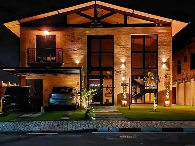 Casa / Sobrado em Condomínio para Venda em Simões Filho/BA Centro 3 Quartos