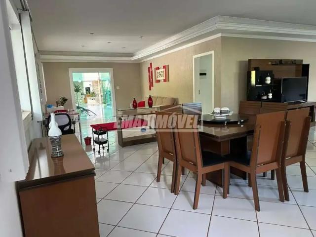 Casa / Sobrado em Condomínio para Venda em Sorocaba/SP Condomínio Vale do Lago 3 Quartos