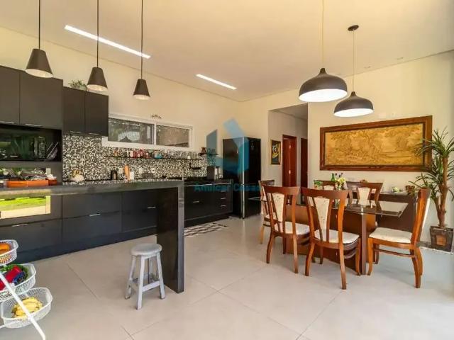 Casa / Sobrado em Condomínio para Venda em Sorocaba/SP Condomínio Vale do Lago 3 Quartos