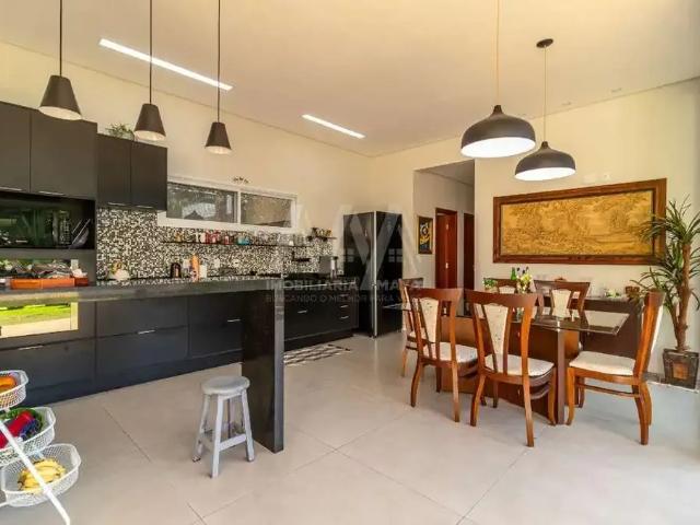 Casa / Sobrado em Condomínio para Venda em Sorocaba/SP Condomínio Vale do Lago 3 Quartos