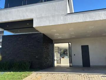 Casa / Sobrado em Condomínio para Venda em Sorocaba/SP Centro 3 Quartos