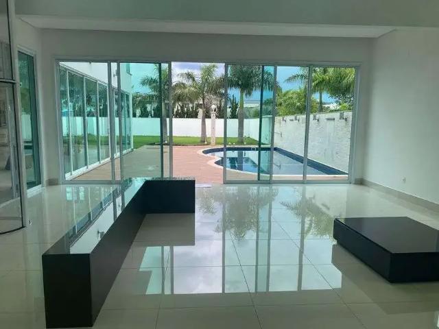 Casa / Sobrado em Condomínio para Venda em Sorocaba/SP Centro 4 Quartos