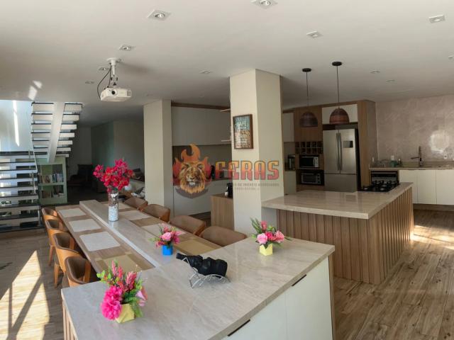 Casa / Sobrado em Condomínio para Venda em Sorocaba/SP Aparecidinha 4 Quartos