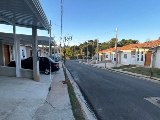 Casa / Sobrado em Condomínio para Venda em Sorocaba/SP Ipanema do Meio 2 Quartos