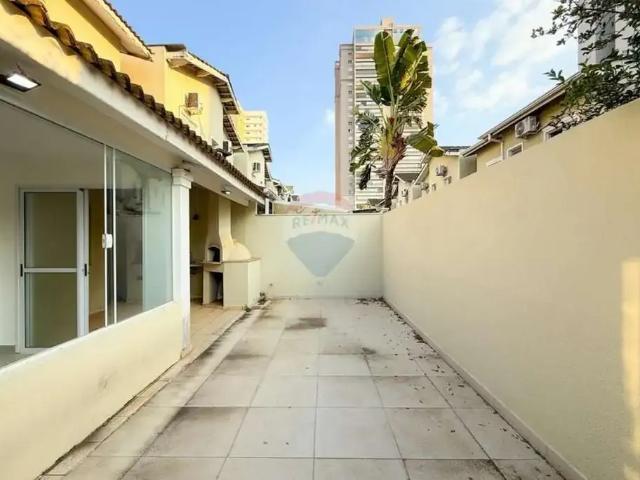 Casa / Sobrado em Condomínio para Venda em Sorocaba/SP Parque Campolim 3 Quartos