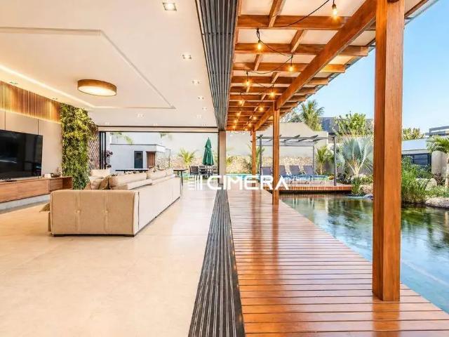 Casa / Sobrado em Condomínio para Venda em Sorocaba/SP Residencial Saint Patrick 5 Quartos