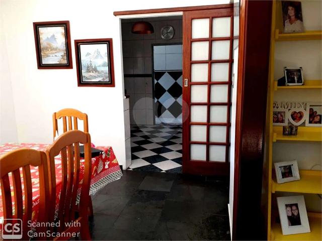 Casa / Sobrado em Condomínio para Venda em Sorocaba/SP Vila São Caetano 3 Quartos