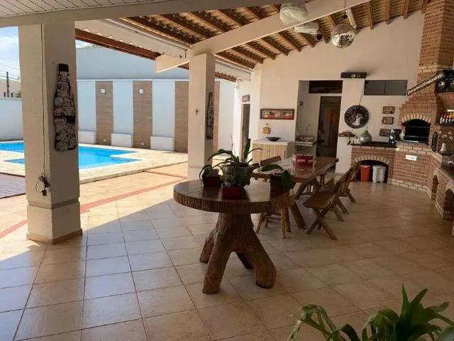Casa / Sobrado em Condomínio para Venda em Taubaté/SP Jardim dos Estados 4 Quartos