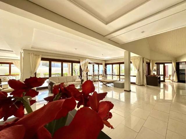 Casa / Sobrado em Condomínio para Venda em Taubaté/SP Jardim das Nações 4 Quartos