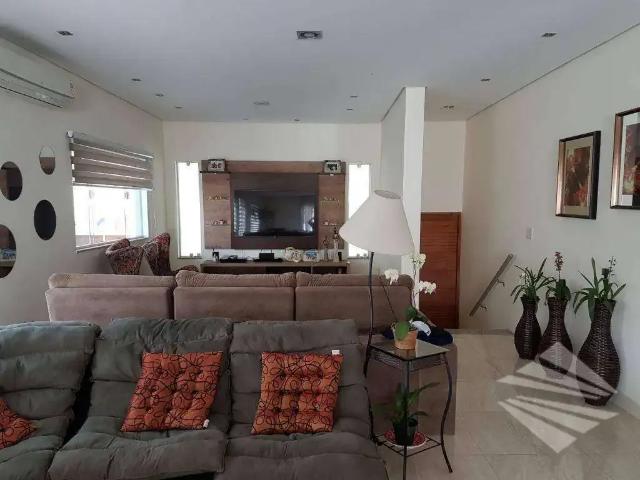 Casa / Sobrado em Condomínio para Venda em Taubaté/SP Jardim Oasis 4 Quartos