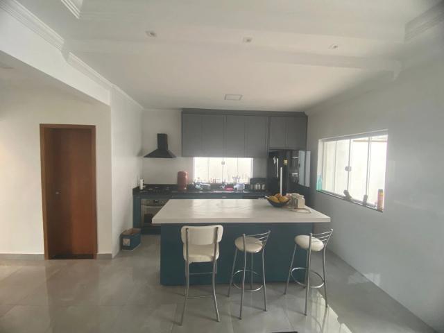Casa / Sobrado em Condomínio para Venda em Taubaté/SP Morada dos Nobres 3 Quartos