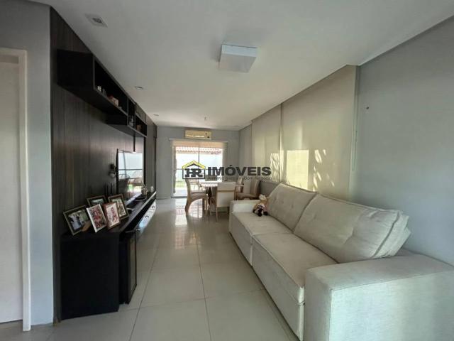 Casa / Sobrado em Condomínio para Venda em Teresina/PI Morros 3 Quartos