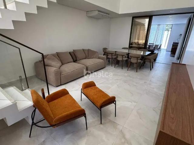 Casa / Sobrado em Condomínio para Venda em Teresina/PI Novo Uruguai 4 Quartos