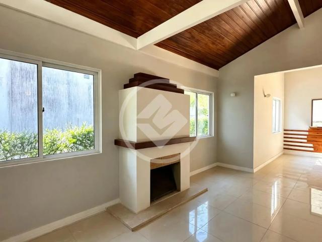 Casa / Sobrado em Condomínio para Venda em Teresópolis/RJ Cascata do Imbuí 3 Quartos