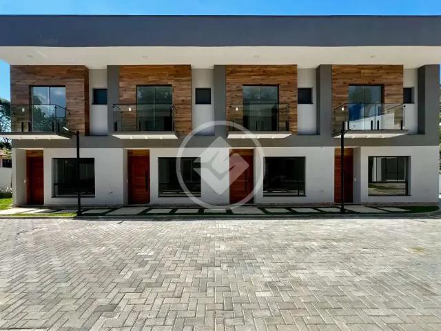 Casa / Sobrado em Condomínio para Venda em Teresópolis/RJ Alto 3 Quartos