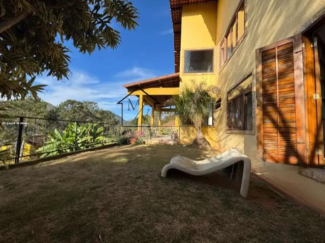 Casa / Sobrado em Condomínio para Venda em Teresópolis/RJ Albuquerque 4 Quartos