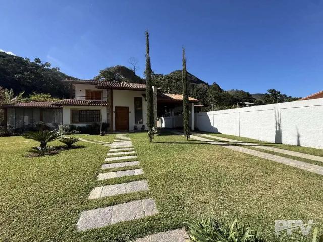 Casa / Sobrado em Condomínio para Venda em Teresópolis/RJ Albuquerque 5 Quartos
