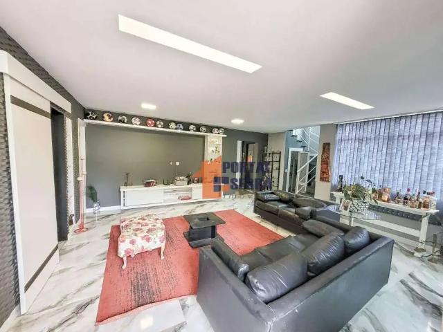 Casa / Sobrado em Condomínio para Venda em Teresópolis/RJ Posse 3 Quartos