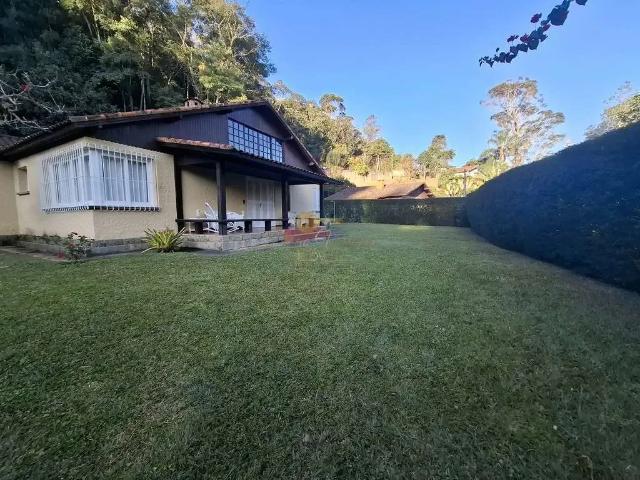 Casa / Sobrado em Condomínio para Venda em Teresópolis/RJ Posse 4 Quartos