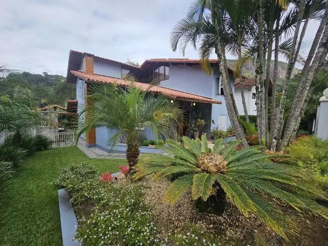 Casa / Sobrado em Condomínio para Venda em Teresópolis/RJ Parque do Imbui 4 Quartos