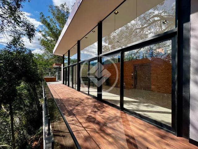 Casa / Sobrado em Condomínio para Venda em Teresópolis/RJ Parque do Imbui 5 Quartos