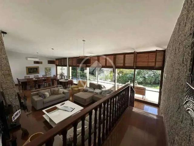 Casa / Sobrado em Condomínio para Venda em Teresópolis/RJ Três Córregos 5 Quartos