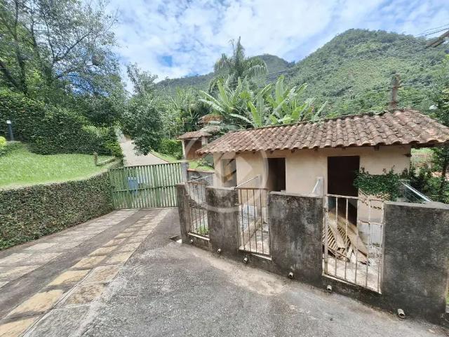 Casa / Sobrado em Condomínio para Venda em Teresópolis/RJ Vargem Grande 3 Quartos