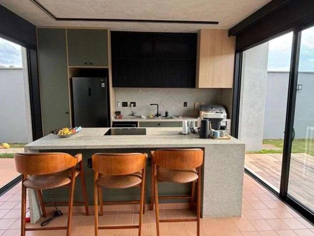 Casa / Sobrado em Condomínio para Venda em Tietê/SP Vila Ipoméia 3 Quartos