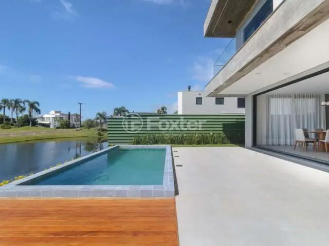 Casa / Sobrado em Condomínio para Venda em Torres/RS Guarita 4 Quartos