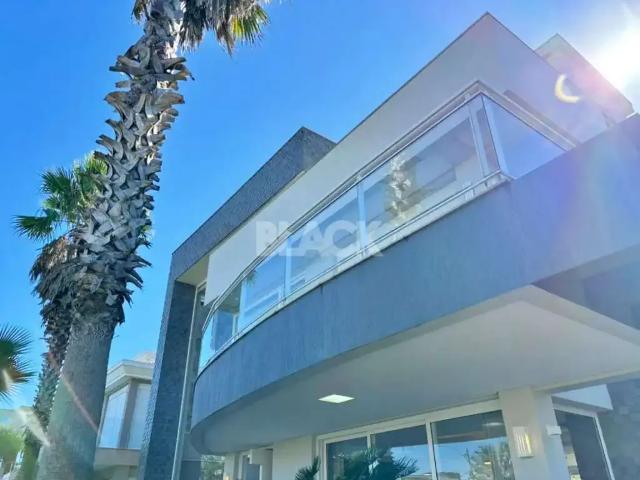 Casa / Sobrado em Condomínio para Venda em Torres/RS Itapeva 4 Quartos