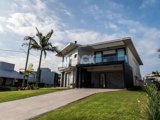Casa / Sobrado em Condomínio para Venda em Torres/RS Itapeva 5 Quartos