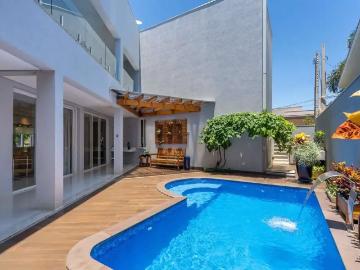 Casa / Sobrado em Condomínio para Venda em Três Lagoas/MS Jupiá 4 Quartos