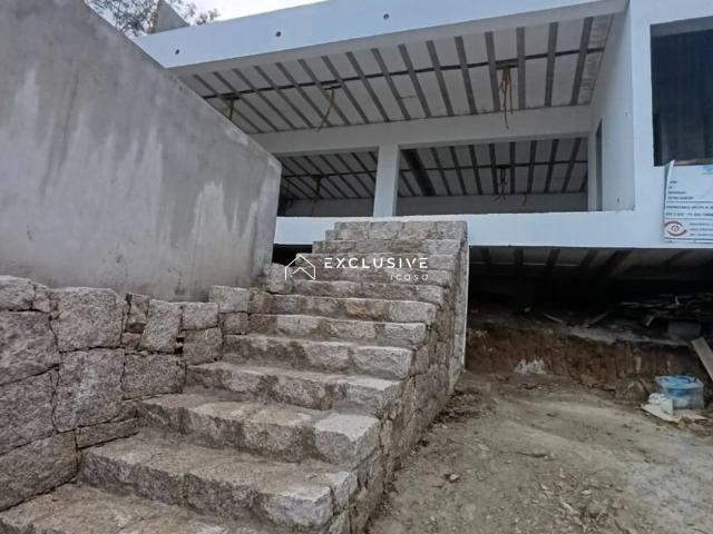 Casa / Sobrado em Condomínio para Venda em Ubatuba/SP Toninhas 4 Quartos