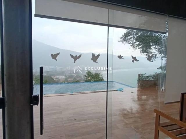 Casa / Sobrado em Condomínio para Venda em Ubatuba/SP Toninhas 5 Quartos
