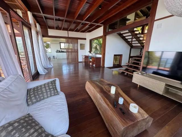 Casa / Sobrado em Condomínio para Venda em Ubatuba/SP Toninhas 3 Quartos