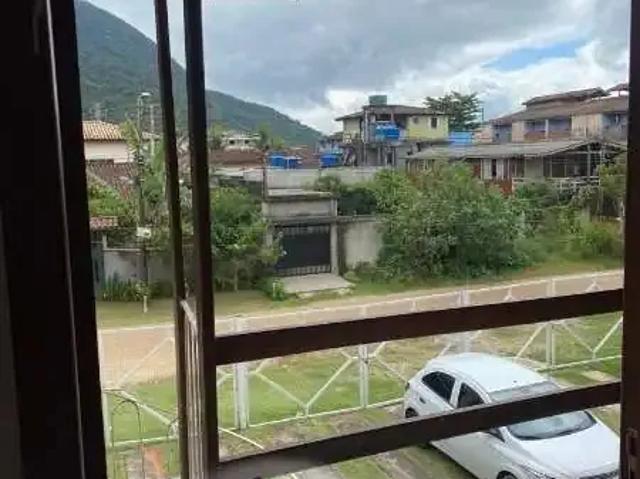 Casa / Sobrado em Condomínio para Venda em Ubatuba/SP Centro 2 Quartos