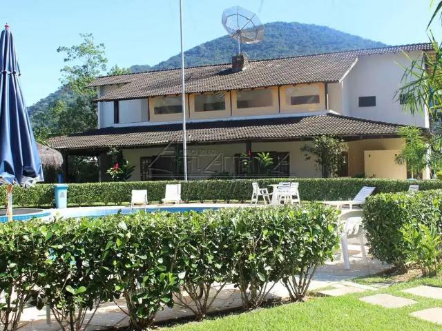 Casa / Sobrado em Condomínio para Venda em Ubatuba/SP Enseada 4 Quartos