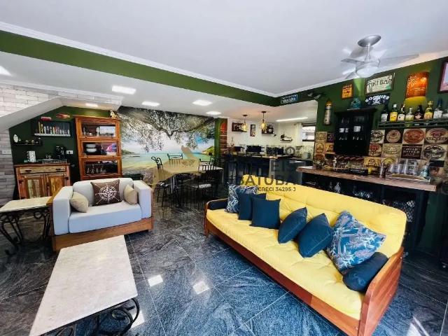 Casa / Sobrado em Condomínio para Venda em Ubatuba/SP Enseada 4 Quartos
