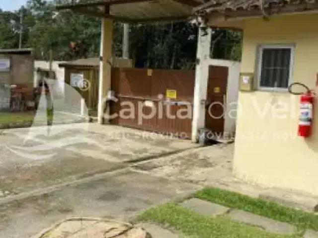 Casa / Sobrado em Condomínio para Venda em Ubatuba/SP Folha Seca 4 Quartos