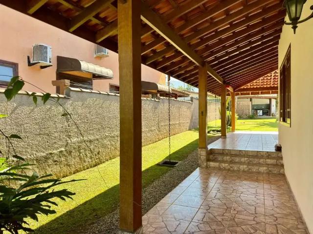 Casa / Sobrado em Condomínio para Venda em Ubatuba/SP Horto Florestal 3 Quartos
