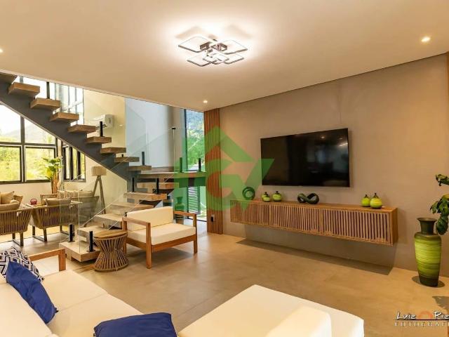 Casa / Sobrado em Condomínio para Venda em Ubatuba/SP Lagoinha 5 Quartos