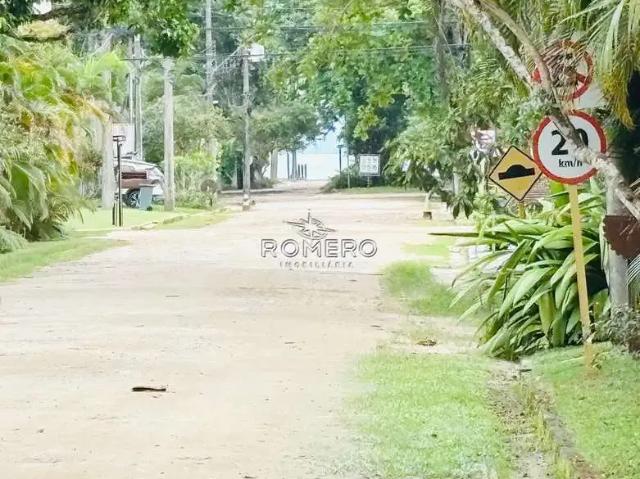 Casa / Sobrado em Condomínio para Venda em Ubatuba/SP Praia do Lazaro 5 Quartos