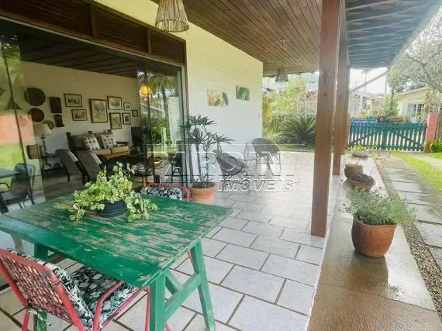 Casa / Sobrado em Condomínio para Venda em Ubatuba/SP Praia do Lazaro 5 Quartos
