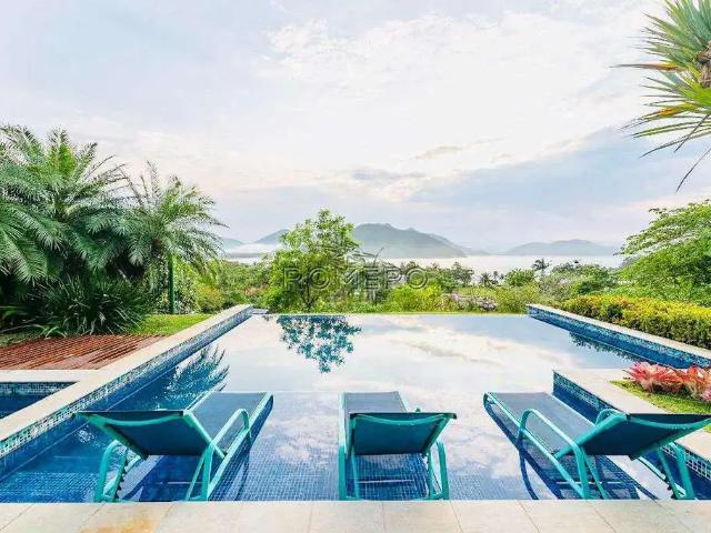 Casa / Sobrado em Condomínio para Venda em Ubatuba/SP Praia Dura 5 Quartos