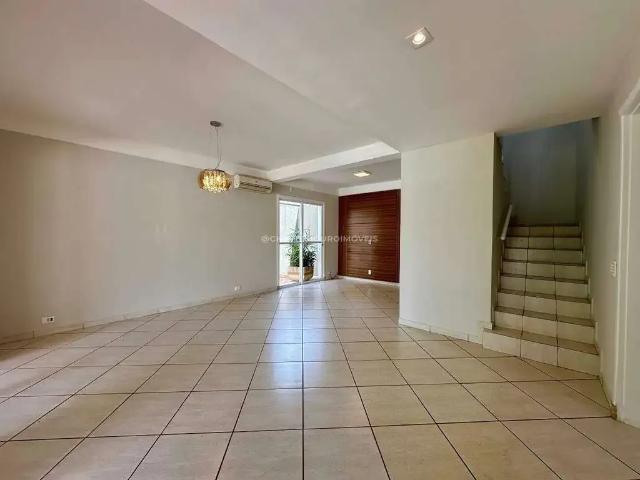 Casa / Sobrado em Condomínio para Venda em Uberaba/MG Villa de Barcelona 3 Quartos