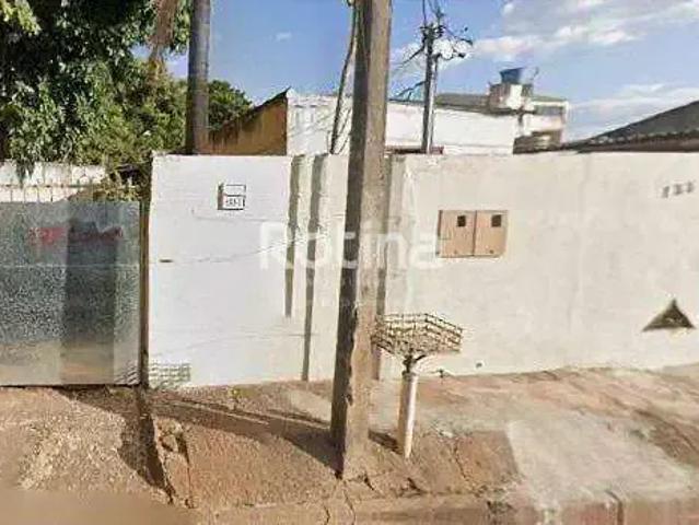 Casa / Sobrado em Condomínio para Venda em Uberlândia/MG Taiaman 2 Quartos