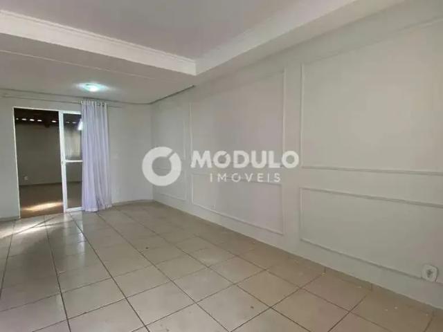 Casa / Sobrado em Condomínio para Venda em Uberlândia/MG Tubalina 3 Quartos
